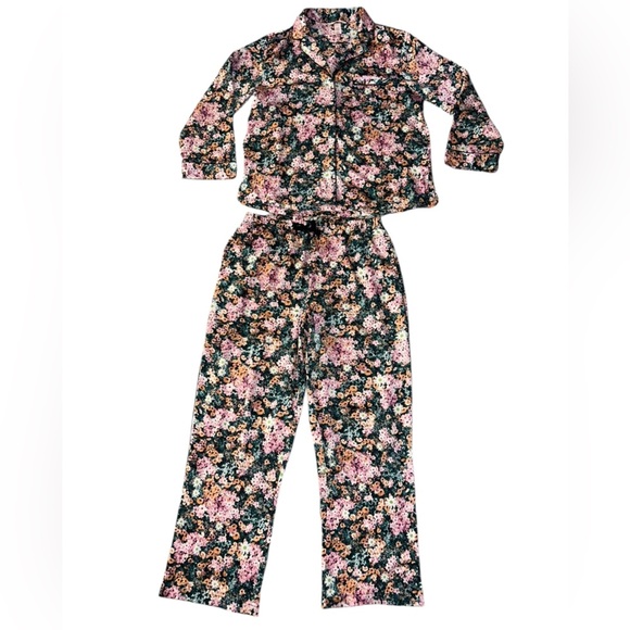 EUC Victoria’s Secret Floral Matching Long Pajama Pants Set Size Medium Regular - Picture 10 of 13